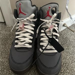 Off white Jordan’s